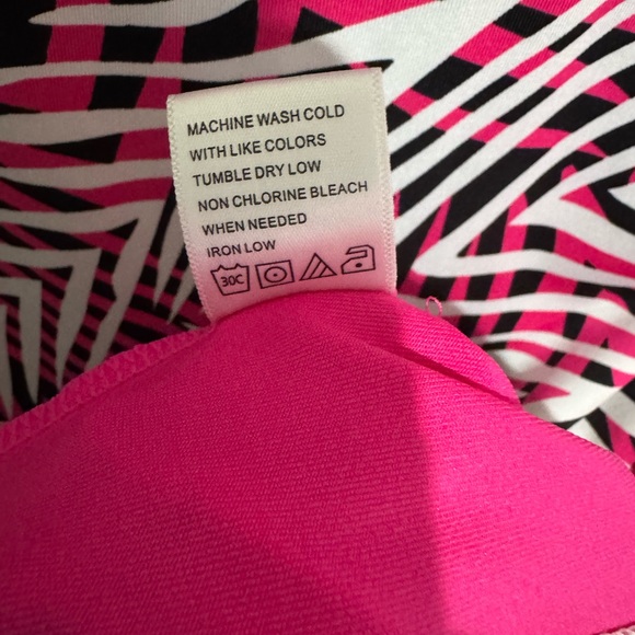 Tail Aeron Dress Luxuriant Foliage - Picture 10 of 14